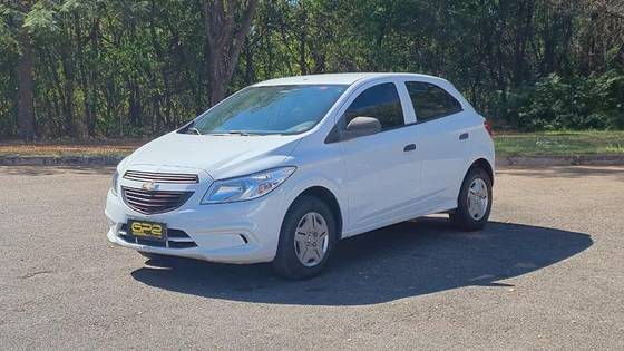 CHEVROLET ONIX 1.0 MPFI LS 8V FLEX 4P MANUAL CHEVROLET ONIX 1.0 MPFI LS 8V FLEX 4P MANUAL